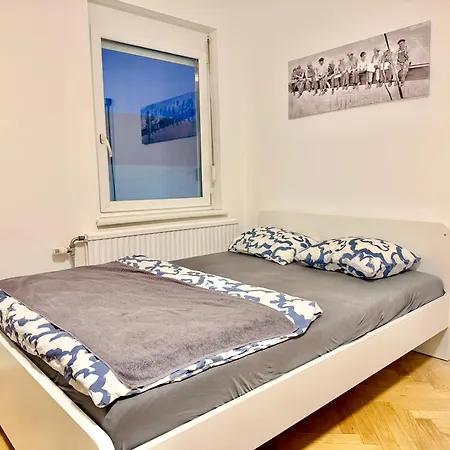 Cosy Near Metro U1 & Free Parking Apartament Gerasdorf bei Wien